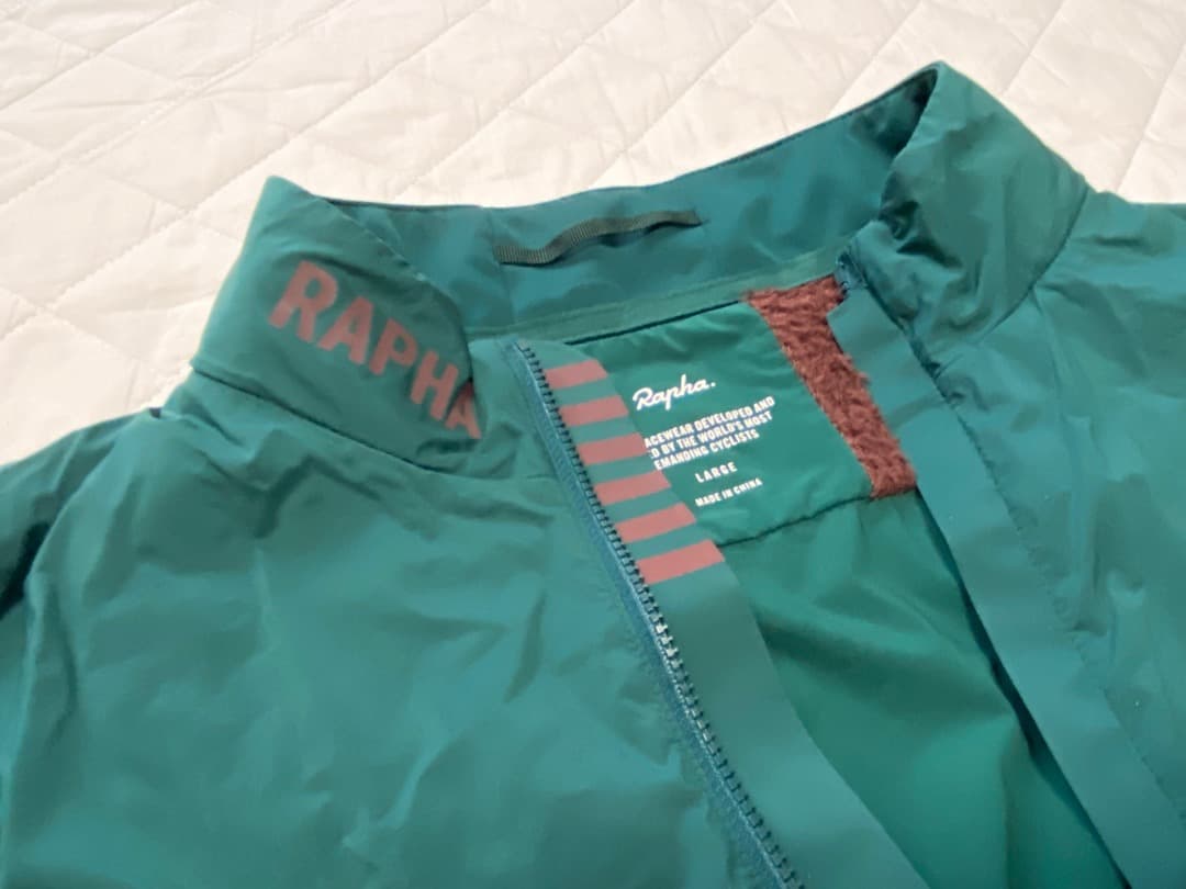 ラファ プロチーム インサレーテッド ジレ