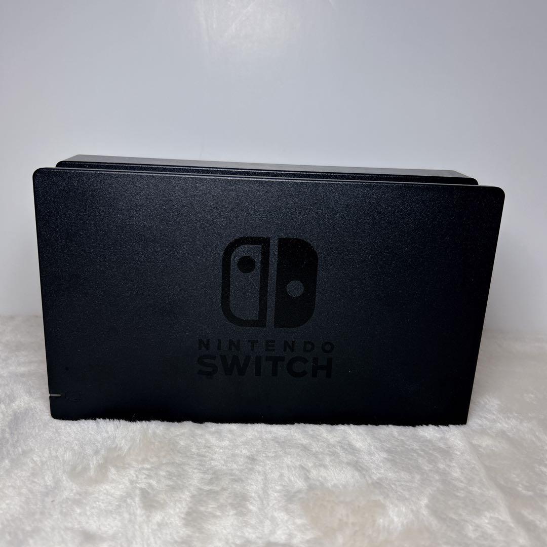 【極美品】ほぼ未使用 Nintendo Switch 本体