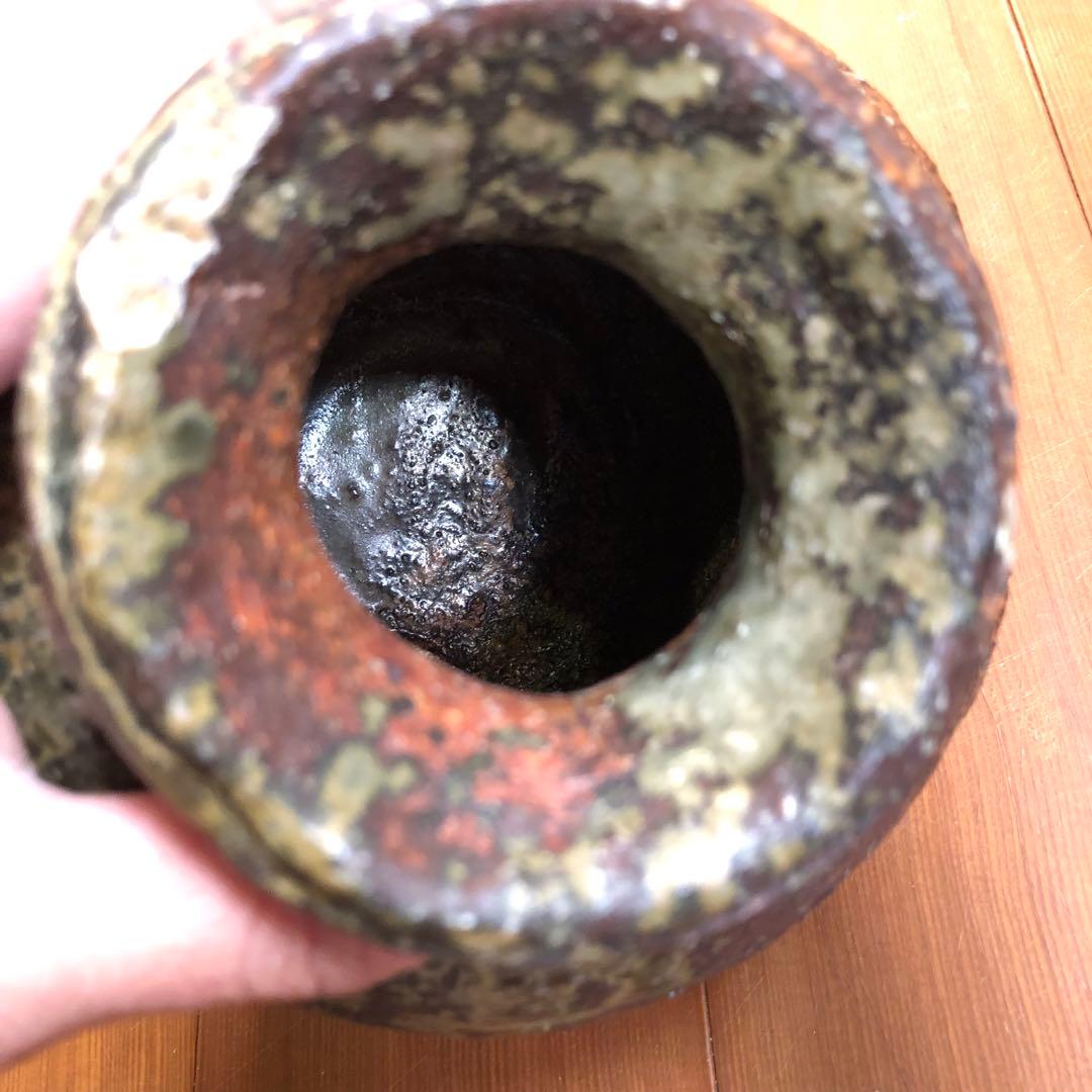 骨董品 手彫り模様茶色緑色グラデーション壺 花道茶道水差し 作家物 日本伝統工芸