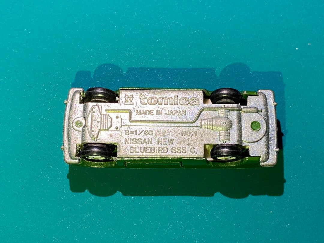 トミカ　NISSAN NEW BLUEBIRD SSS NO.1