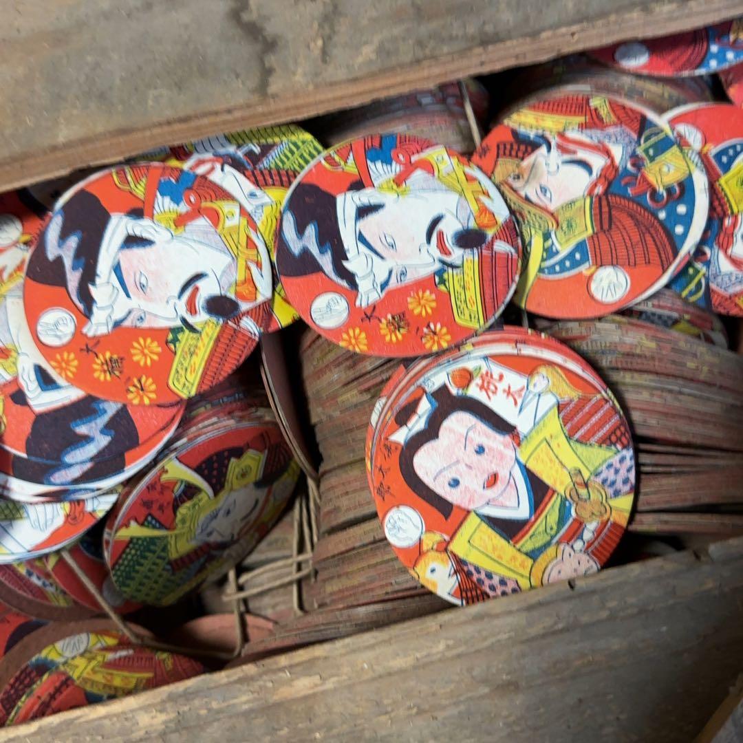 【うぶ品/旧家蔵出し】めんこ 丸メンコ 戦国武将 大量 まとめ 17.9kg