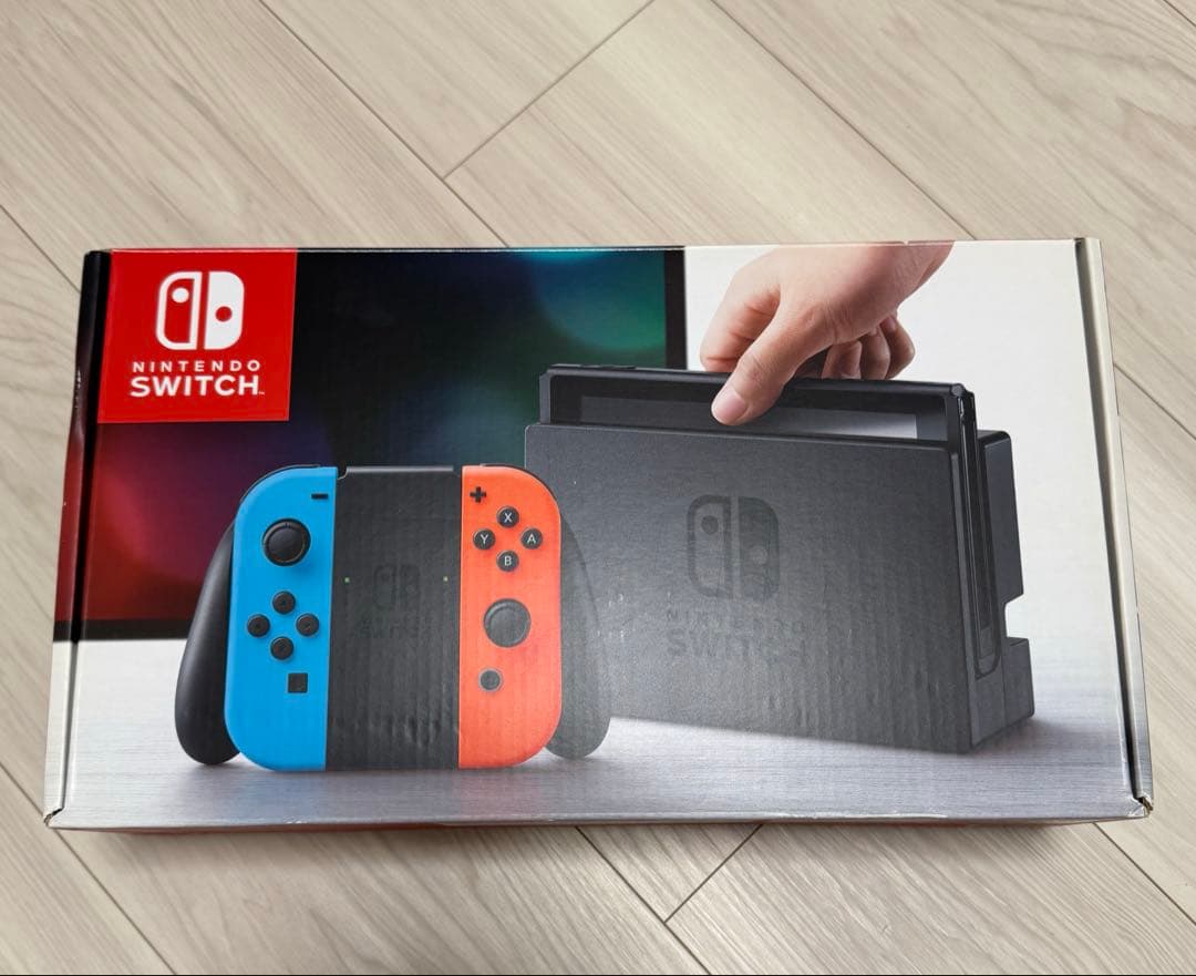 Nintendo Switch 本体 青/赤/緑/ピンク