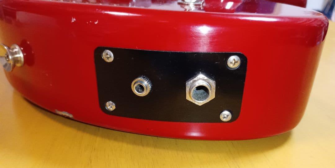 ZO-3 レッド　ヘッドフォン端子付　USB電源アダプター付　他オマケ