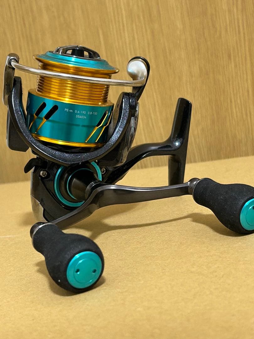 Daiwa 17 エメラルダスMX 2508PE-H-DH 美品