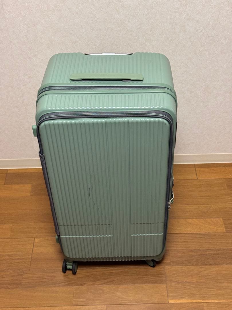 [イノベーター] スーツケース ベーシック 5.2kg ペールグリーン
