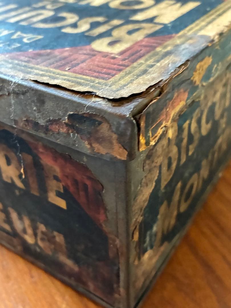 フランス　アンティーク　ビスケット缶　大きな　ティン缶　収納缶　特大　約90年前