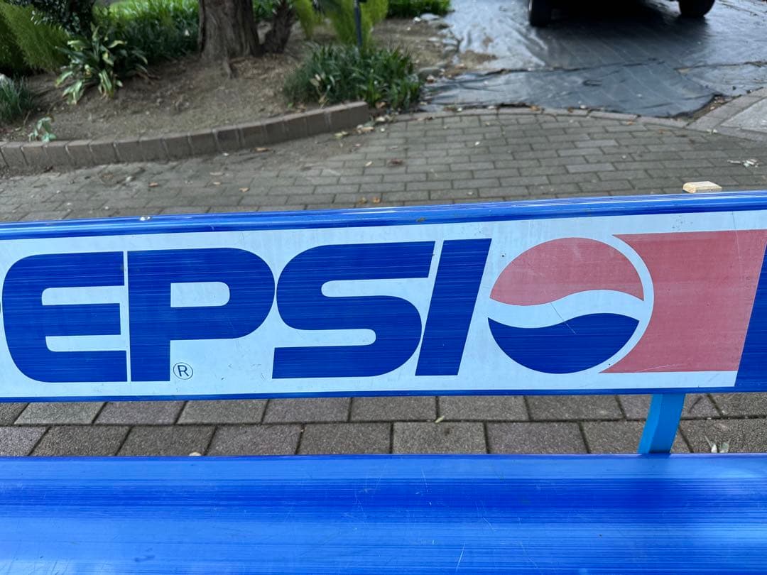 ペプシ PEPSI 屋外 大型ベンチ 青 現状渡　前橋市引取、近隣配送可