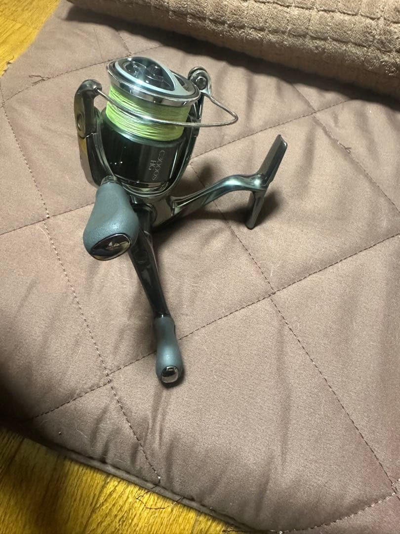 22ステラ　c3000sdhhg スピニングリール