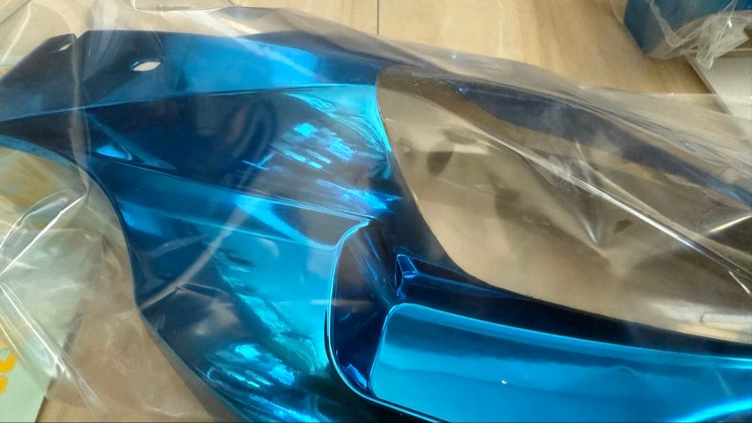 タミヤ アバンテ ブルーメタリックボディ(超希少)