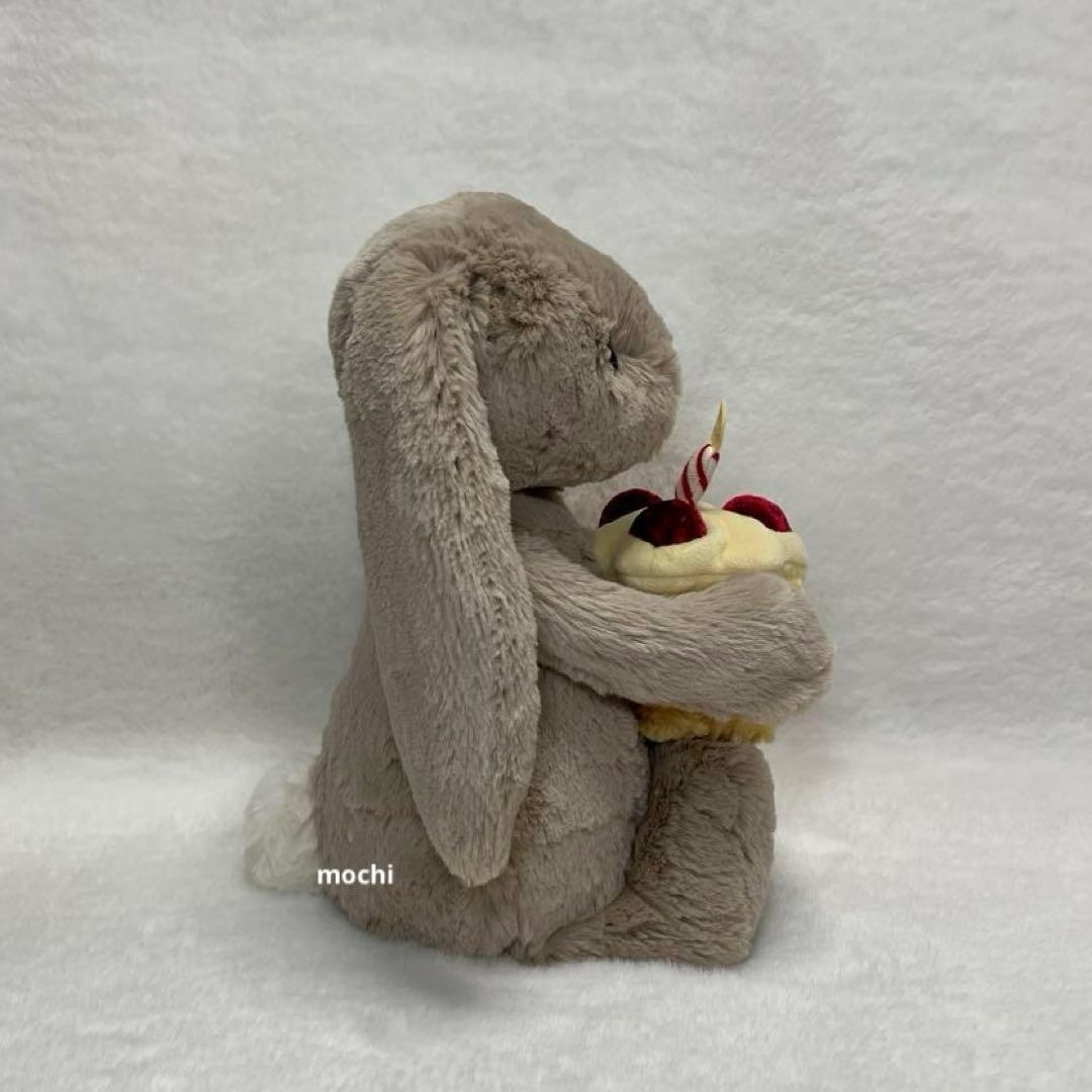  Bashful Beige Bunny Birthdayうさぎ