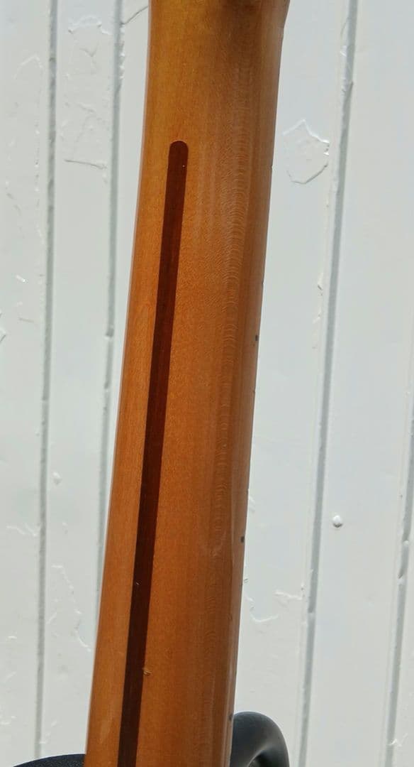 ジャパンビンテージ　AriaPro2　Strikin'Sound　ストラトタイプ