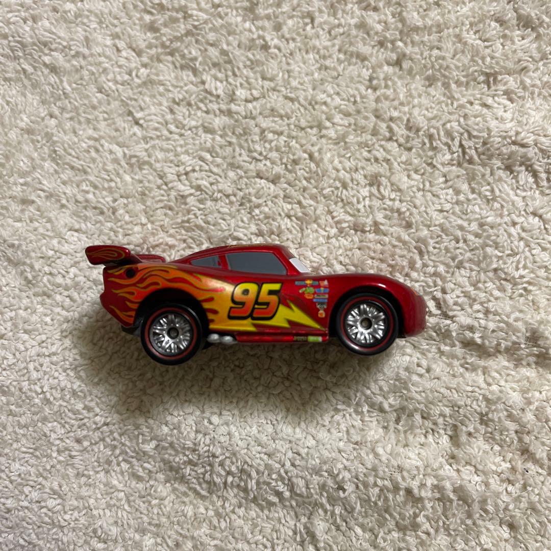 カーズトミカ　ビックタワーヨーロッパ専用マックイーン