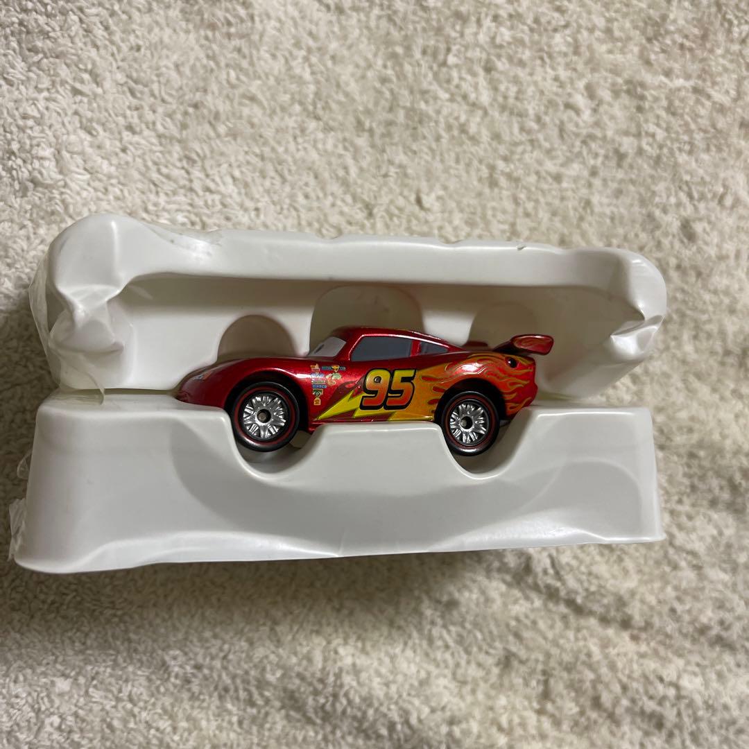 カーズトミカ　ビックタワーヨーロッパ専用マックイーン