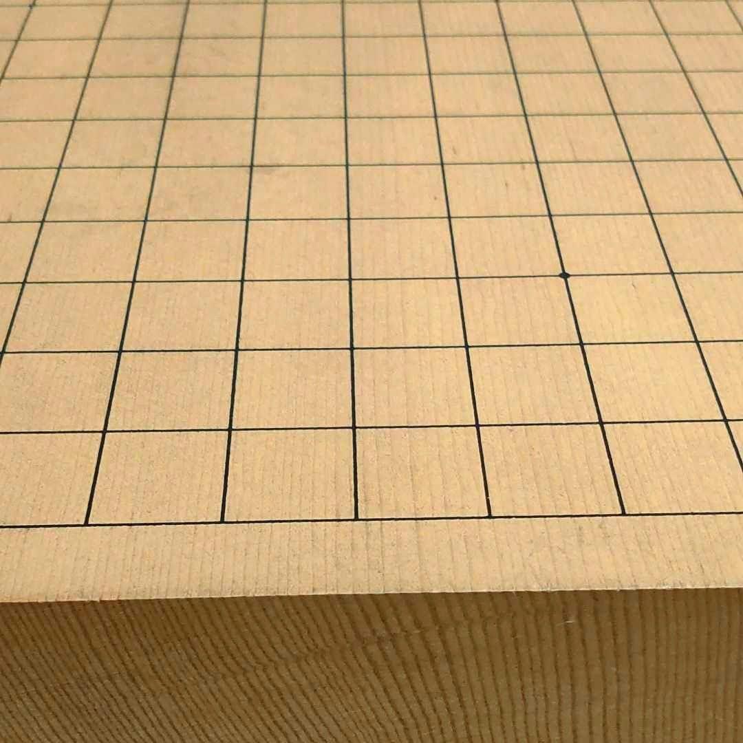 脚付き碁盤　囲碁　6寸7分（7寸近い）