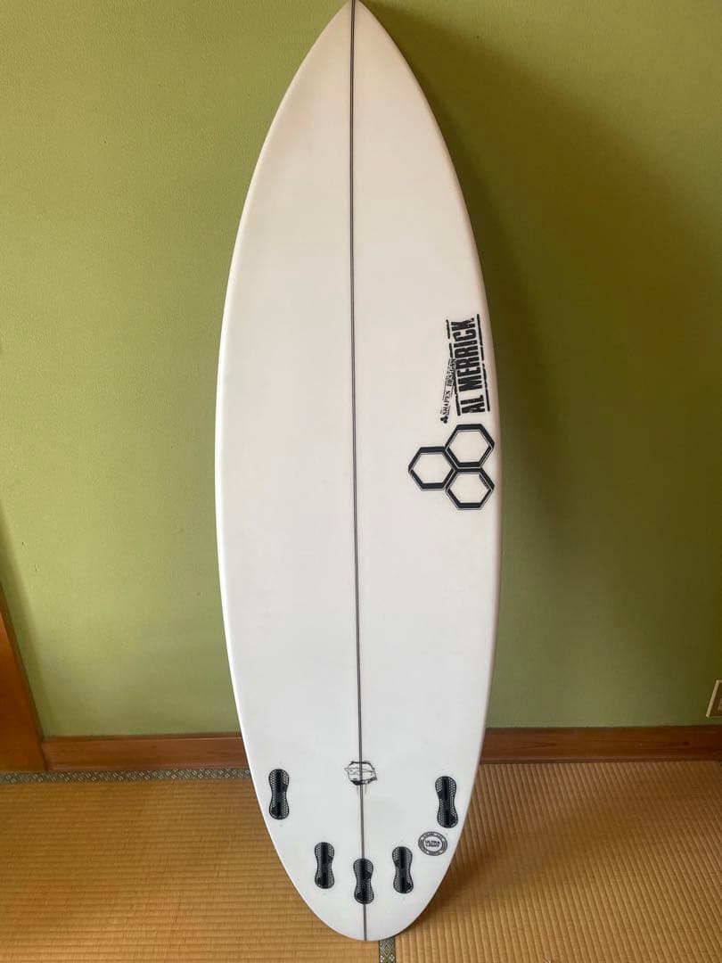 チャンネルアイランド　NECK BEARD 3 5.6 カリフォルニア で購入