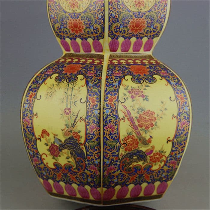 琺瑯彩花鳥紋の六方ひょうたん瓶です  工芸品 美術品 置物