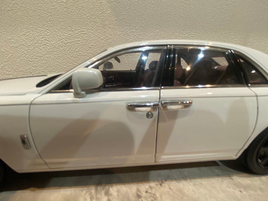 ＊_＊78　京商　ロールスロイス　ゴースト　1/18 ミニカー
