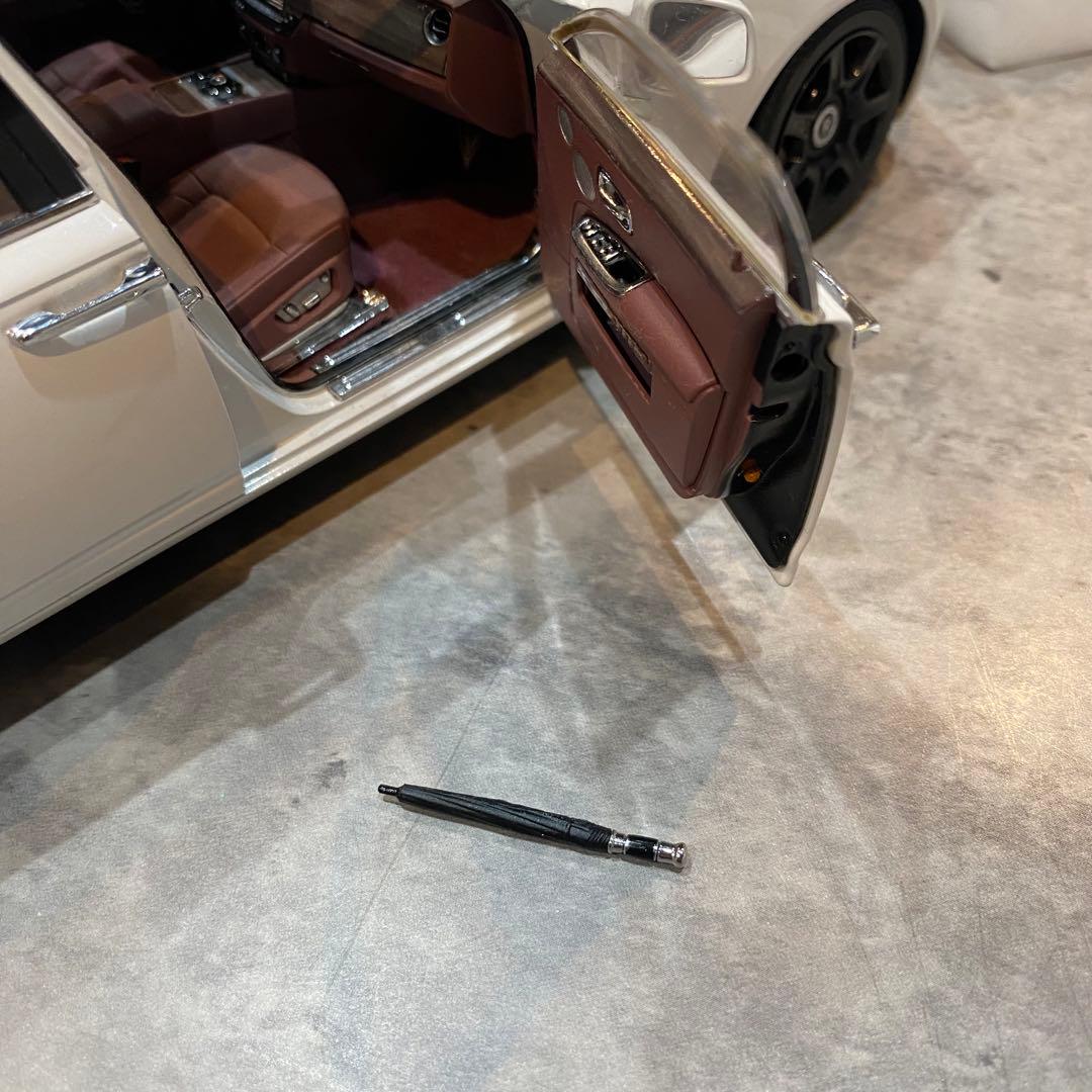 ＊_＊78　京商　ロールスロイス　ゴースト　1/18 ミニカー