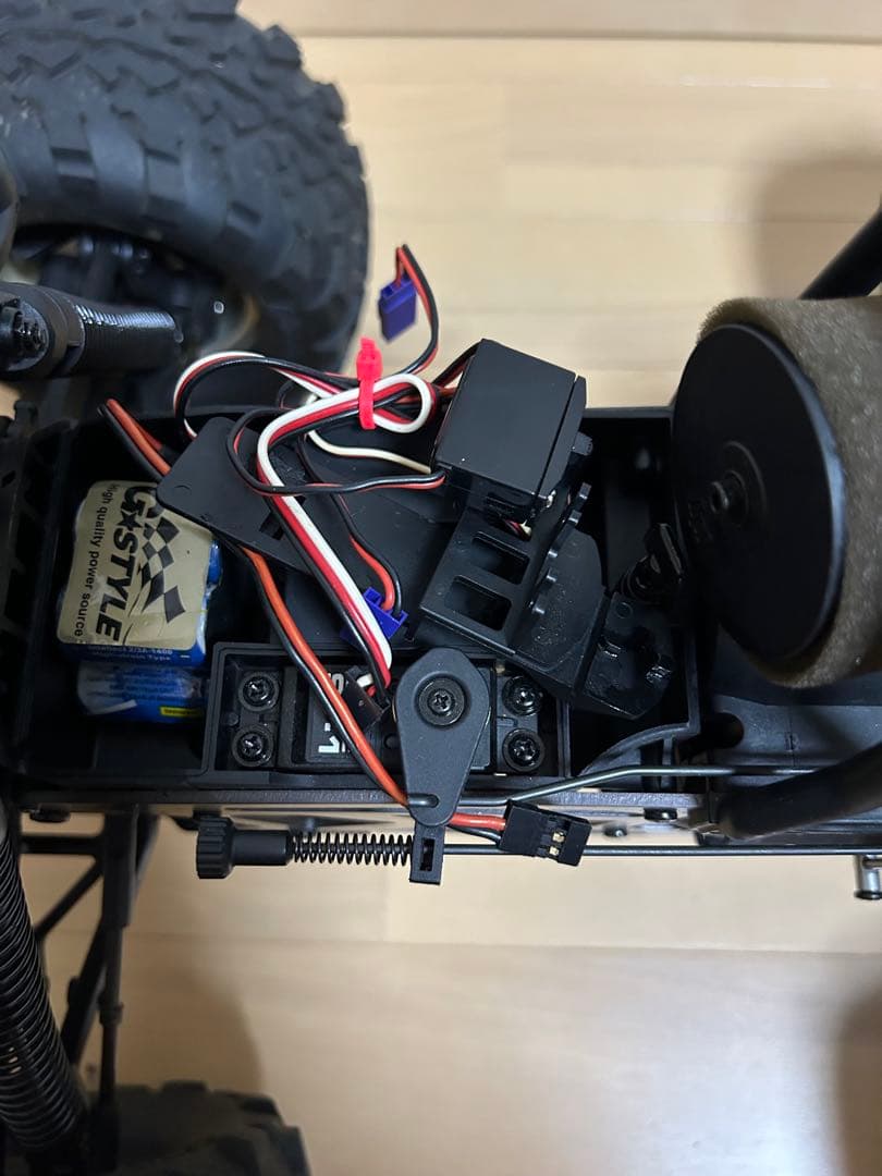 ジャンク扱いです。hpi-racing SAVAGE X 4.6 RTR