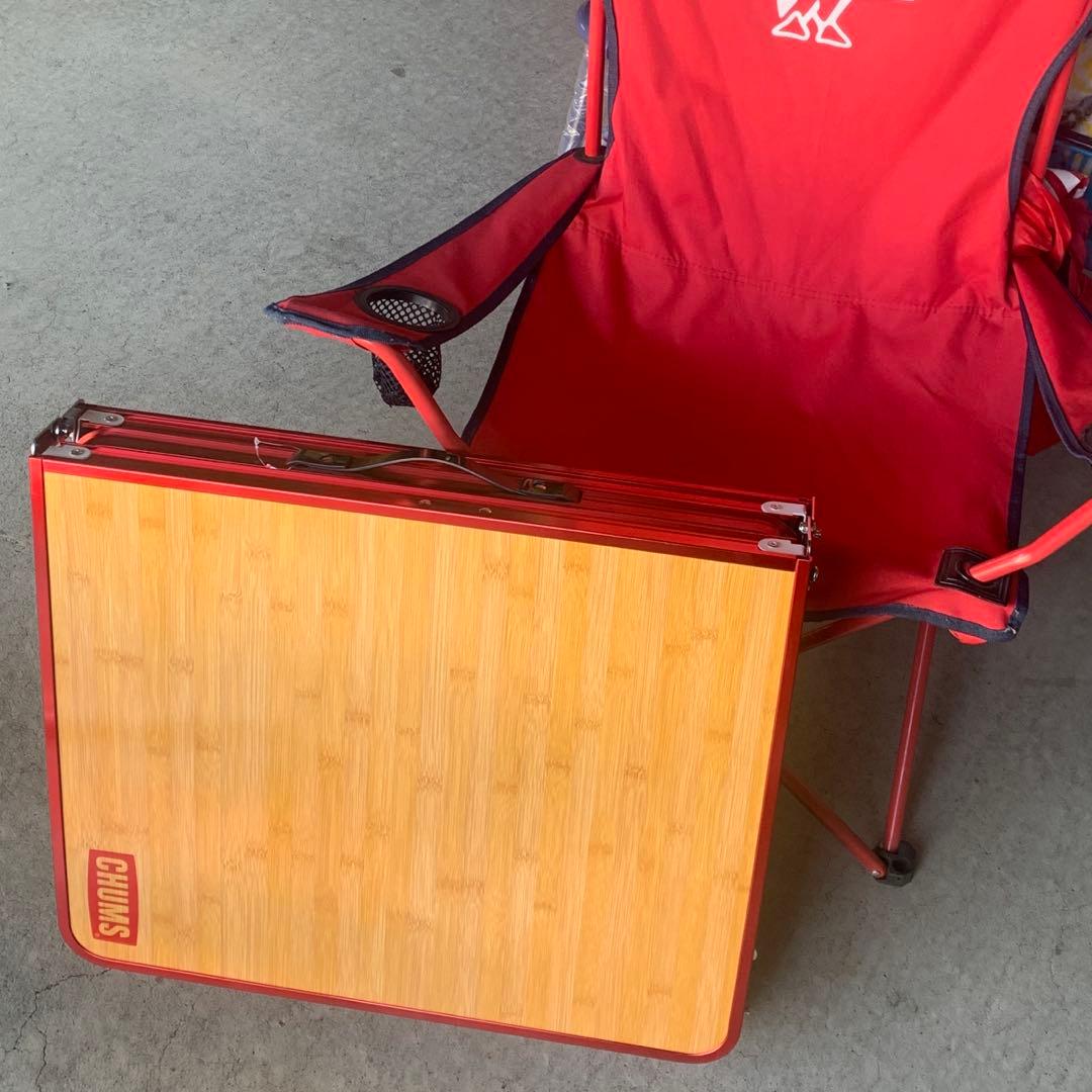 新品　CHUMS 折りたたみテーブル　チャムス