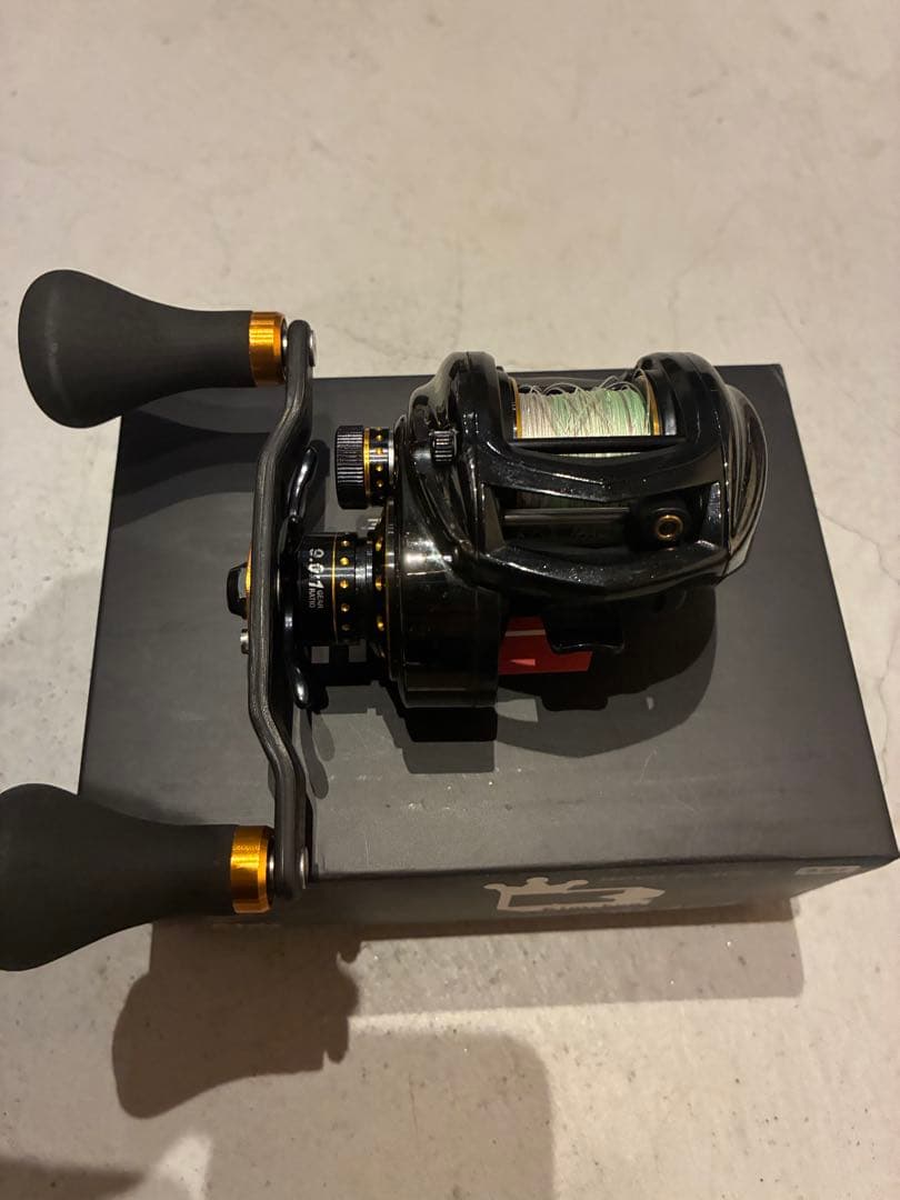 アブガルシア　Revo Black9 ブラック/ゴールド