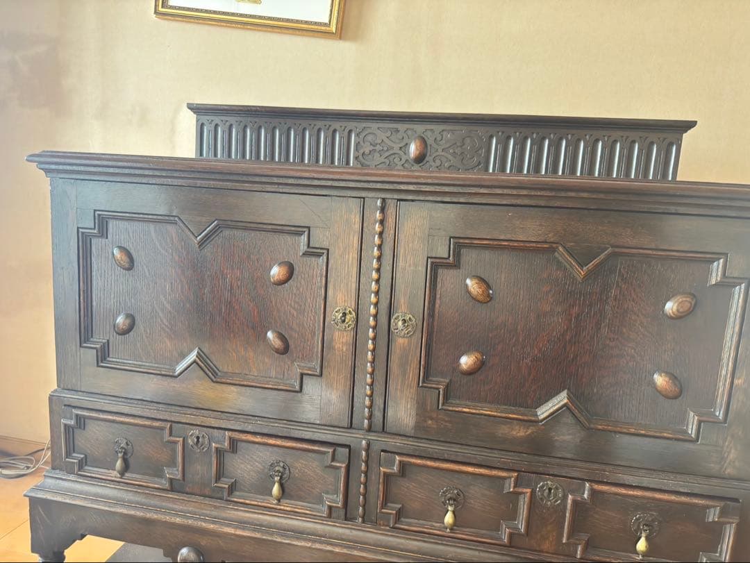 【アンティーク家具】イギリス　キャビネット・サイドボード　ビンテージ