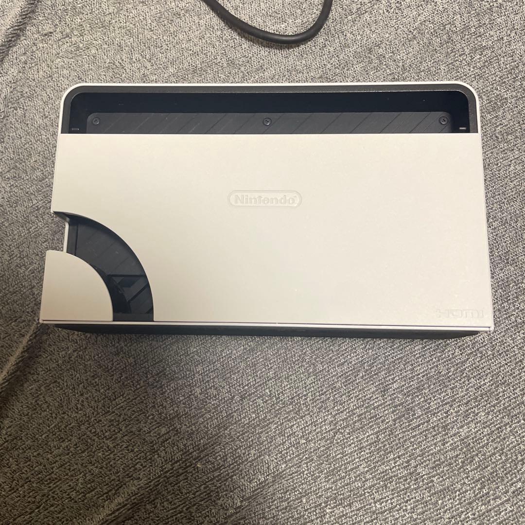 Nintendo Switch 有機ELモデル　ホワイトSDカードなどおまけつき