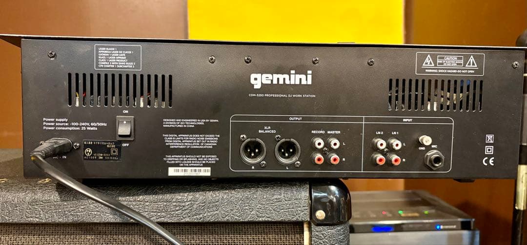 CDJプレーヤー CDM3250 専用ケース付き