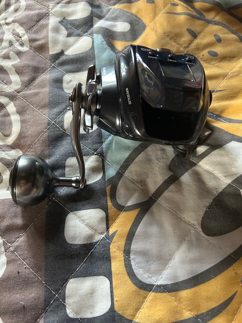 ダイワシーボーグ300J電動リール デジタル表示 ブラック