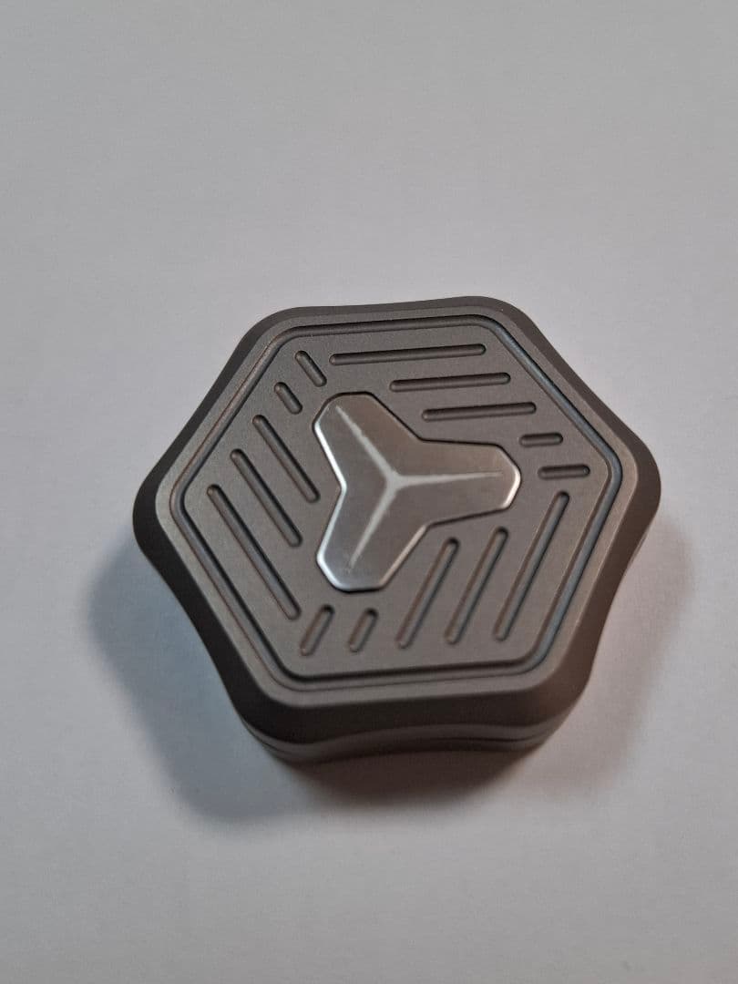 GD EDC Gladiator 2.0 フィジェット ハプティック チタン