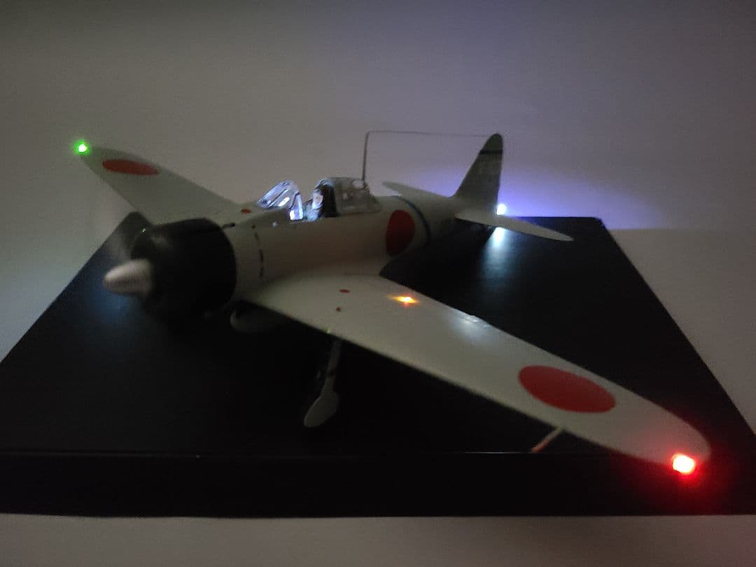 タミヤ1/48 零式艦上戦闘機21型 坂井三郎搭乗機 リアルモーターライズ完成品