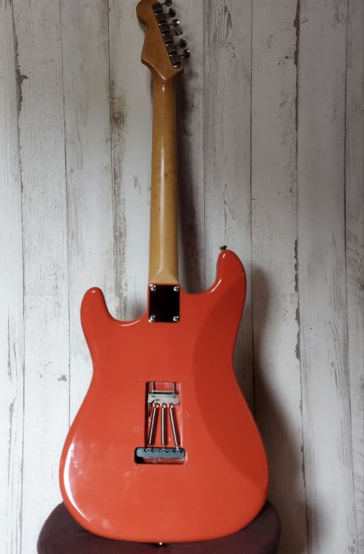 ストラトタイプエレキギター　ブランド不明