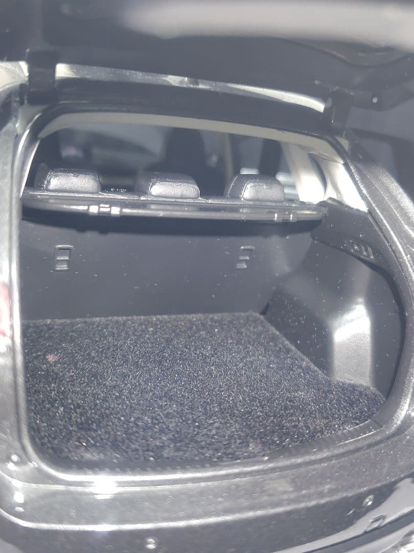 B*N様 MAZDA CX-5　モデルカー　1/18