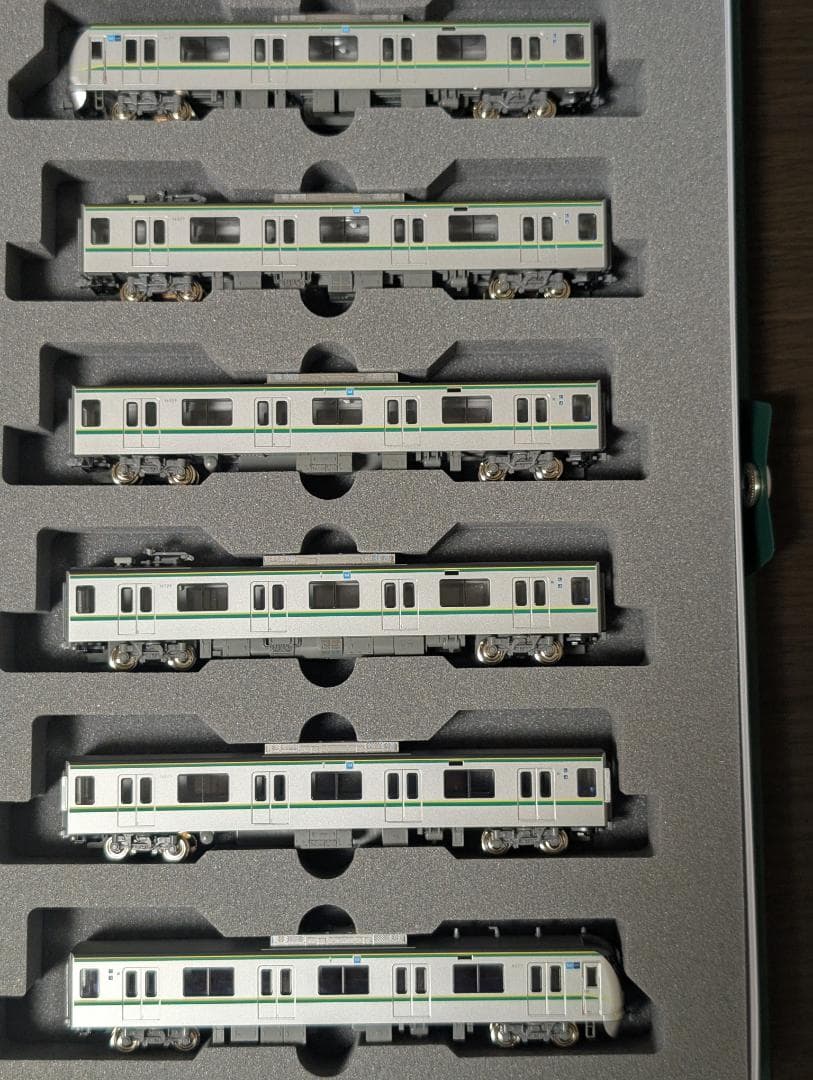 カトー 東京メトロ16000系(5次車) 基本6両+増結4両セット