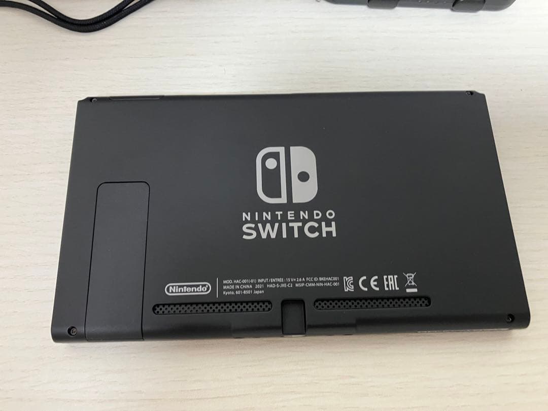 【使用約2時間　ほぼ未使用】Nintendo Switch 本体