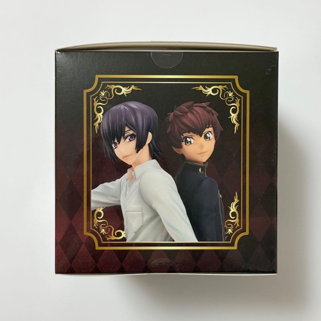 ルルーシュ・ランペルージ コードギアス 反逆のルルーシュ　フィギュア　制服　座り