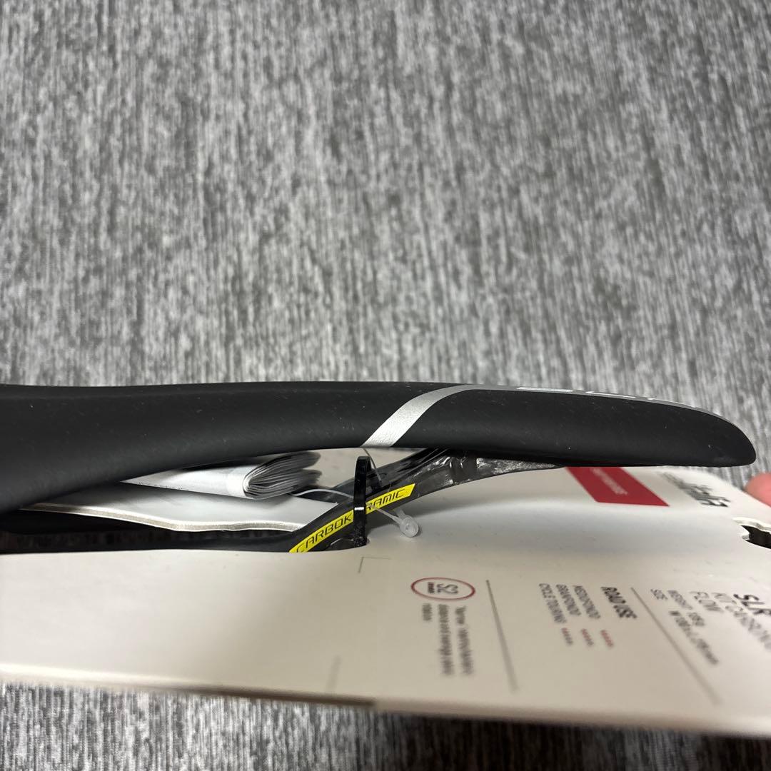 パーツ Selle Italia SLR Kit Carbonio Flow S2