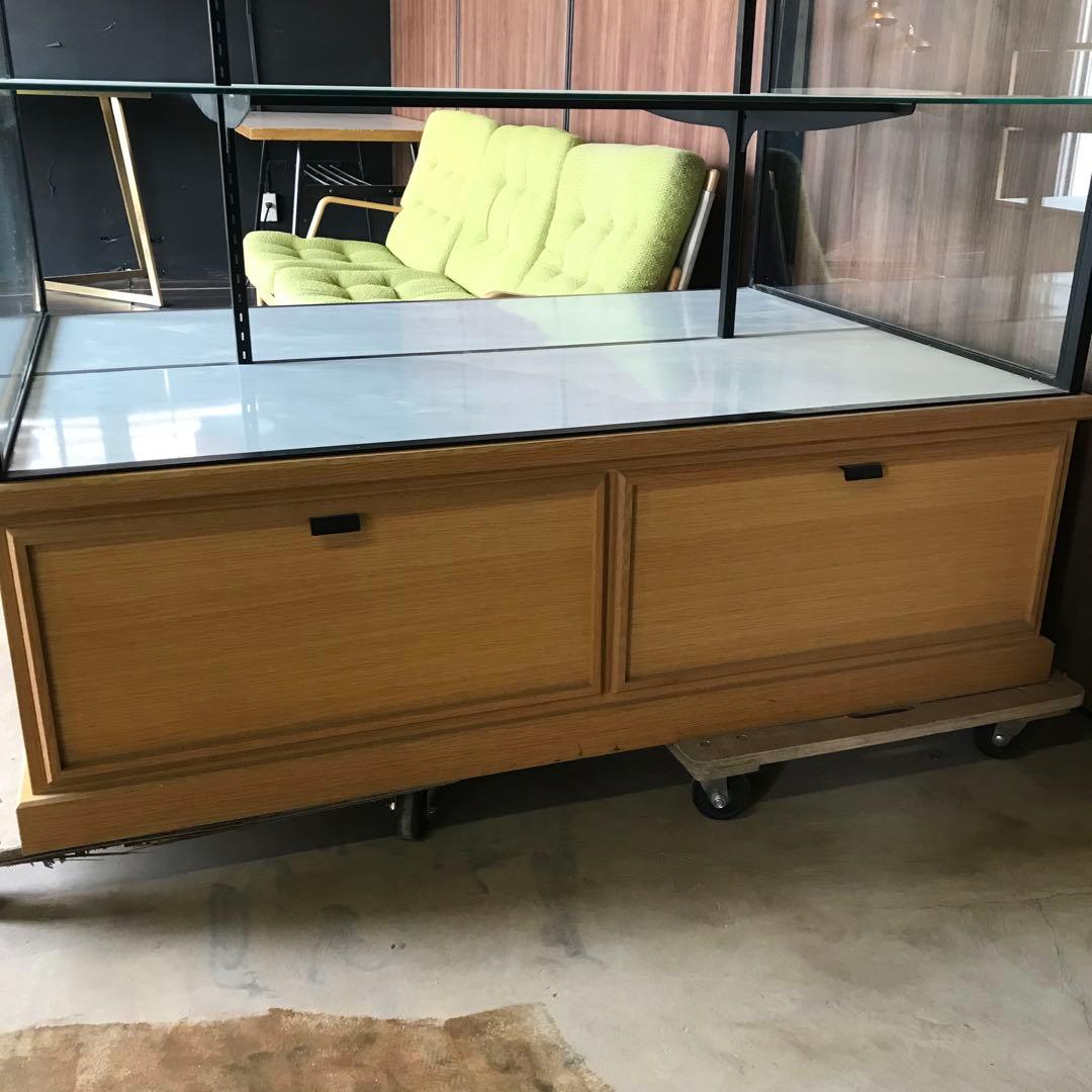 【引き取り/もしくは配達】オシャレ木目引き出し　店舗什器　棚　ディスプレイ