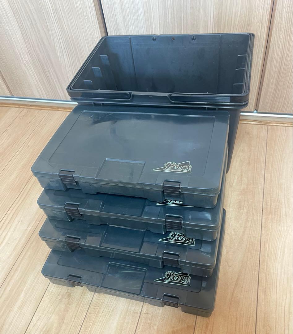 バス釣りワーム多数！・バスフィッシング 4BOX収納ボックス セット！