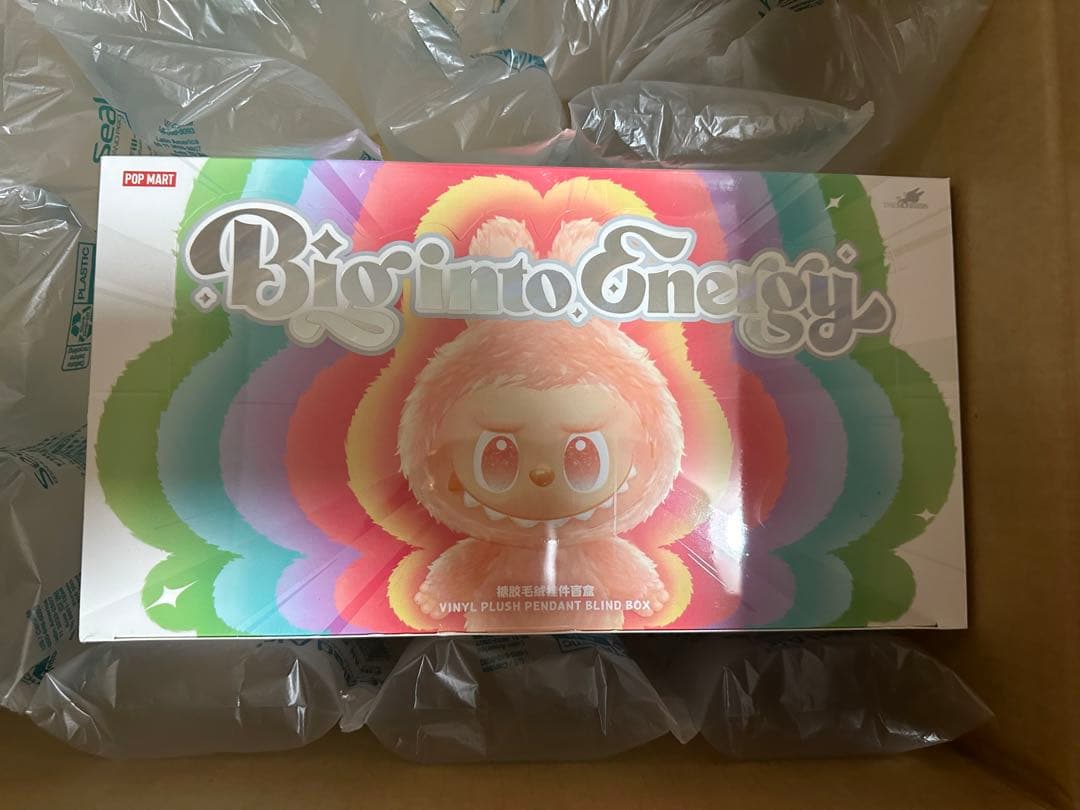 ポップマート MONSTERS (ラブブ) ビッグイントゥエナジー シリーズ