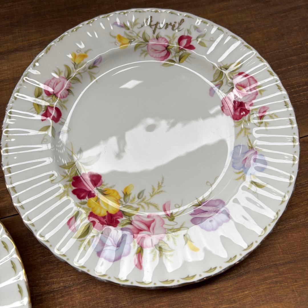 ロイヤルアルバート フラワー・オブ・ザ・マンス April プレート