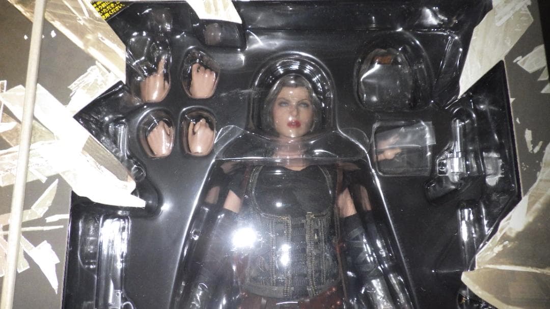 ホットトイズ　バイオハザード　HOTTOYS