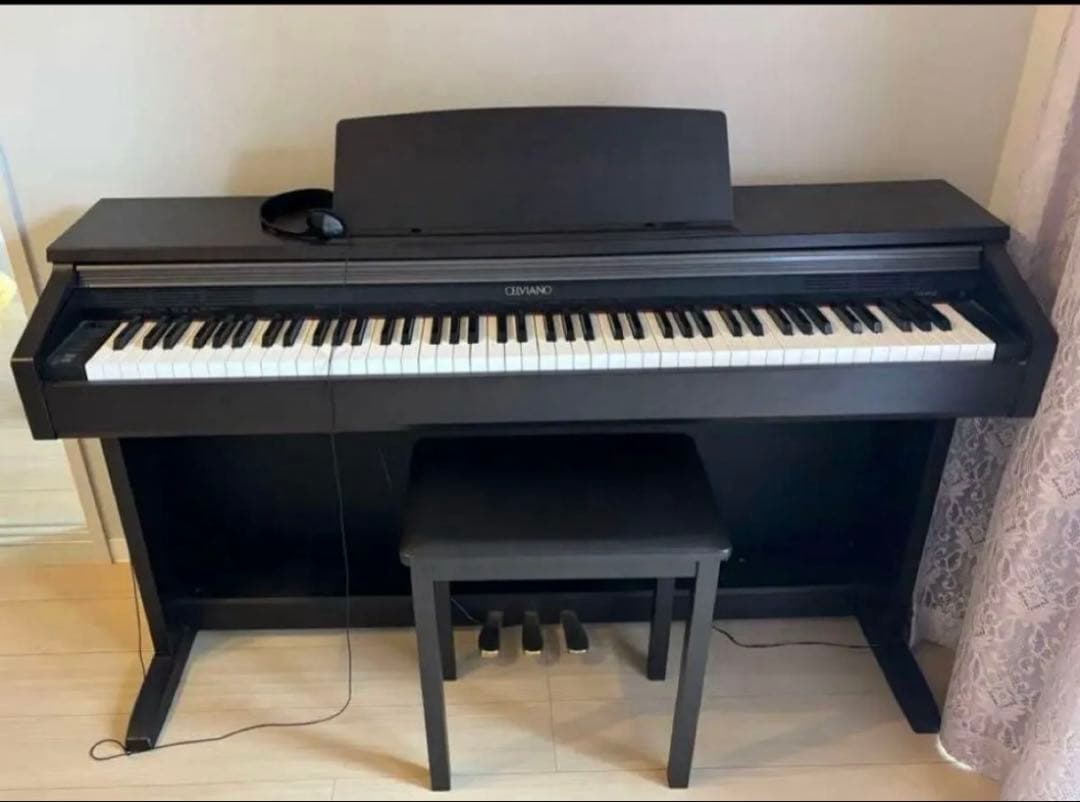 CASIO 電子ピアノ 黒色 椅子付き