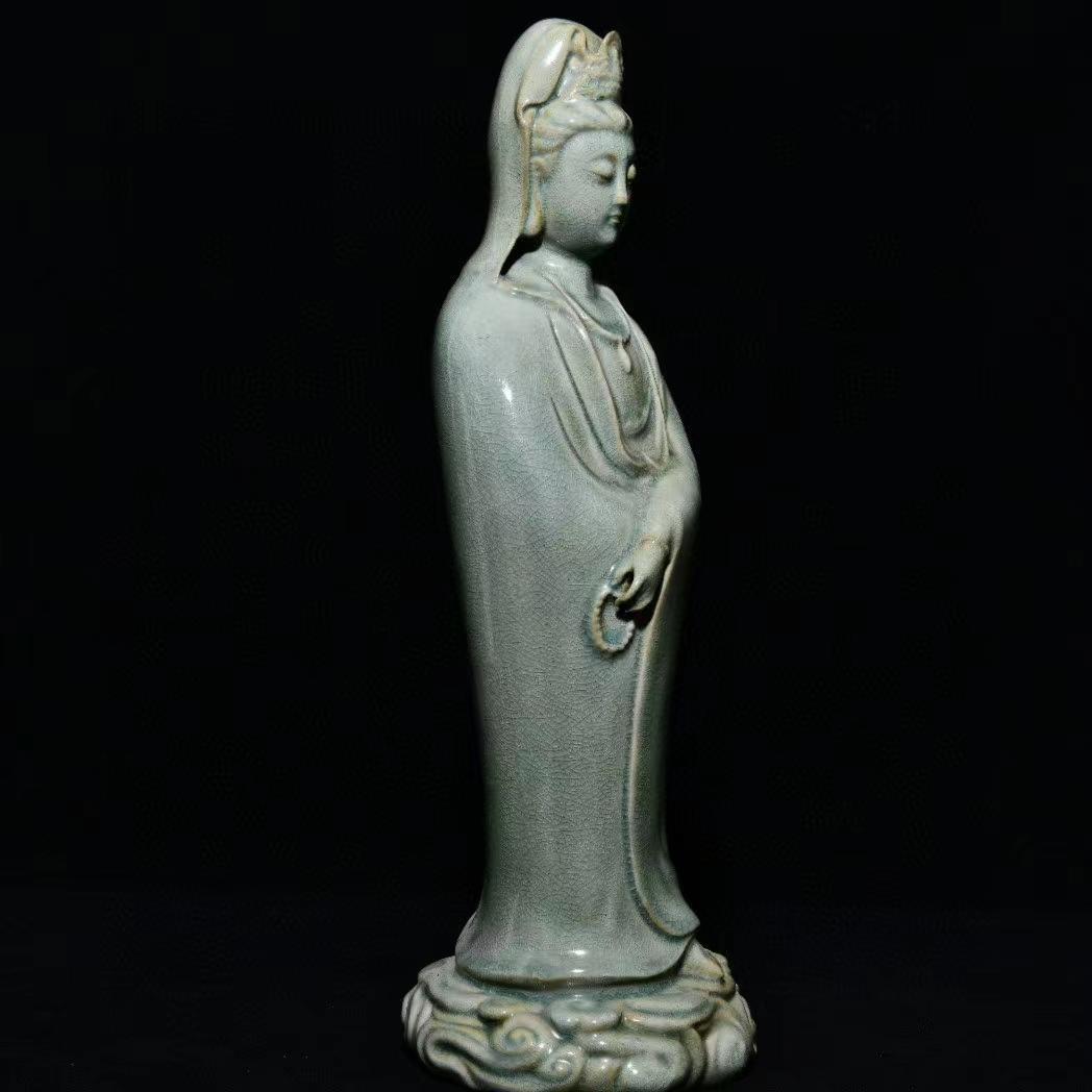 中国古美術・旧蔵の陶磁器、宝珠を持つ静かな思索の観音・12x41cm・供養仏像