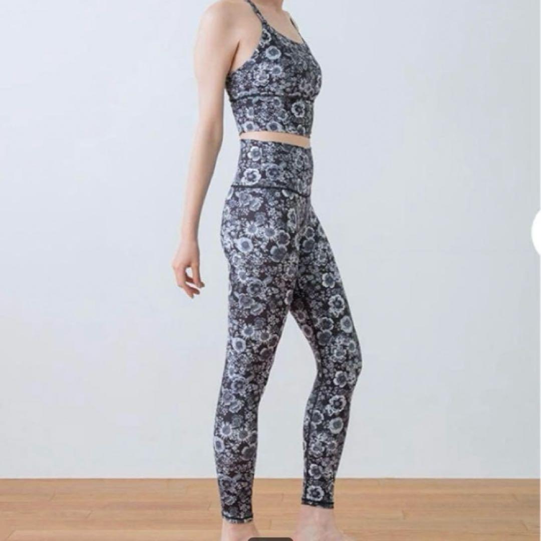 【SUKALA】エンブロイダリー　ウェア上下セット