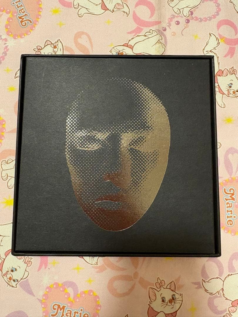 【美品】【初回生産限定】G-DRAGON shine a light アルバム