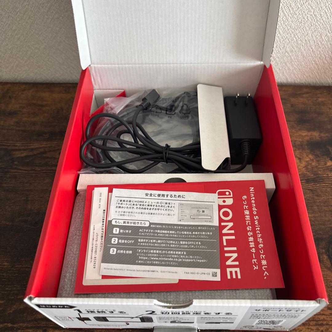 【美品】Nintendo Switch 本体 グレー 2024