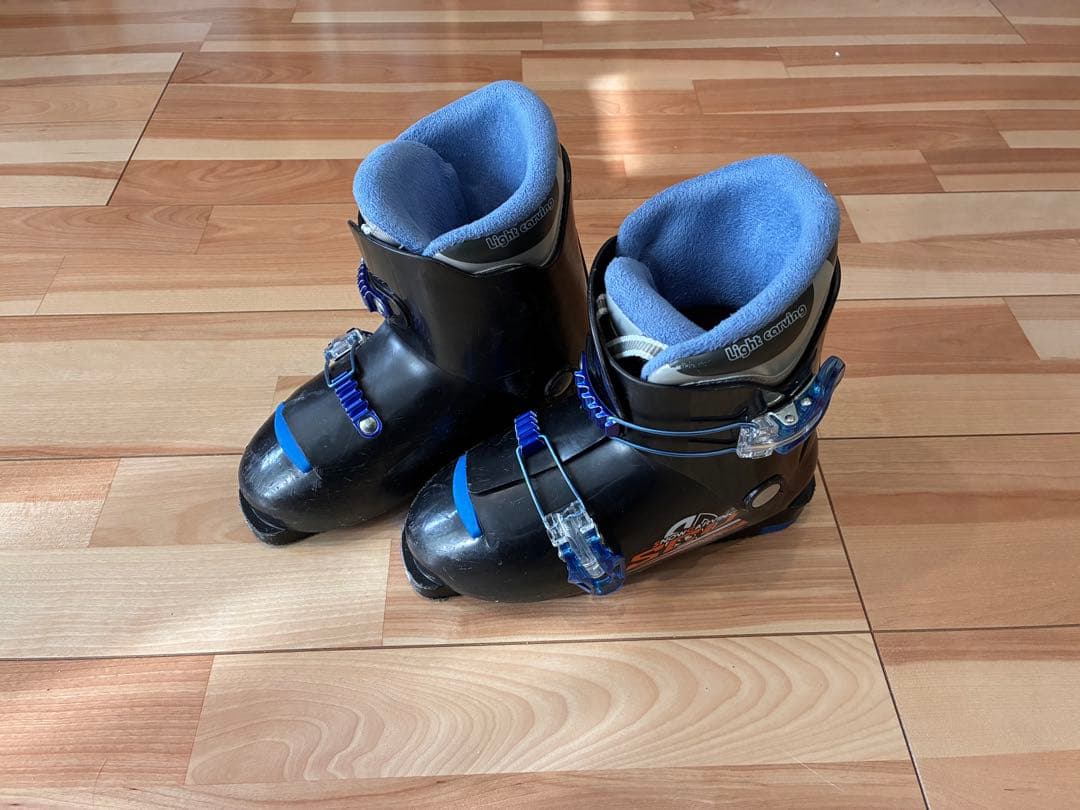 【送料無料】NORDICA スキーセット バック、ケース付　ブーツ2足24と25