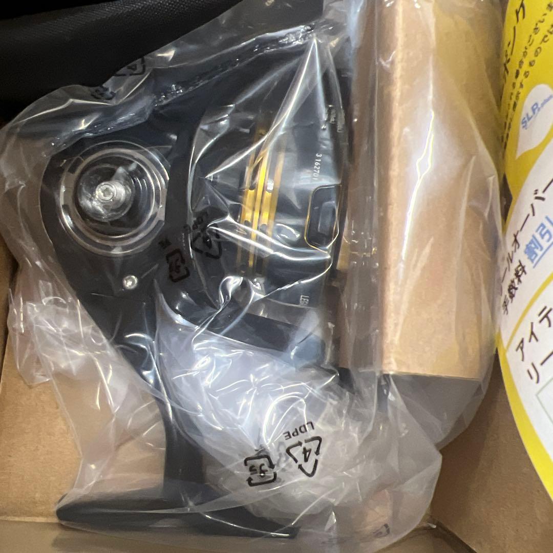 511047 新品　ダイワ23レガリス LT4000-CXH