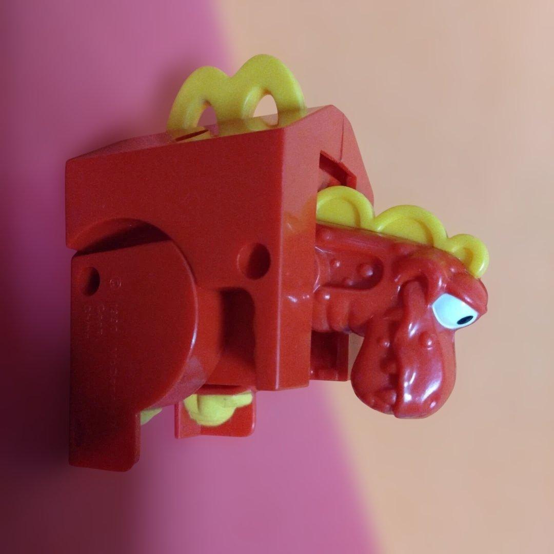 マクドナルド　チェンジャブル　マックディノ　中古品　フルコンプ　8体　ミールトイ